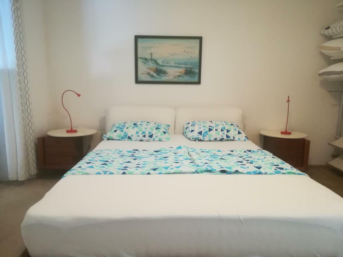 Apartma Zalka Izola Exterior foto
